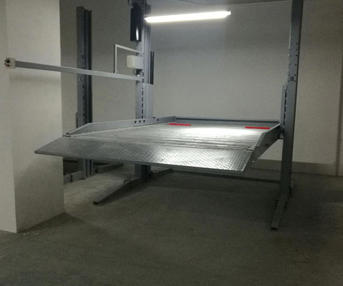 彝良兩柱簡(jiǎn)易式停車(chē)設(shè)備二手